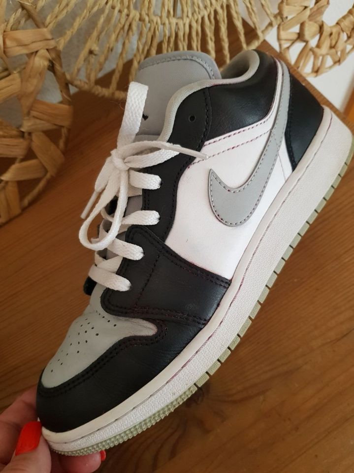 ** Nike Air Jordan Gr. 40 weiß- schwarz-grau** in Hamm