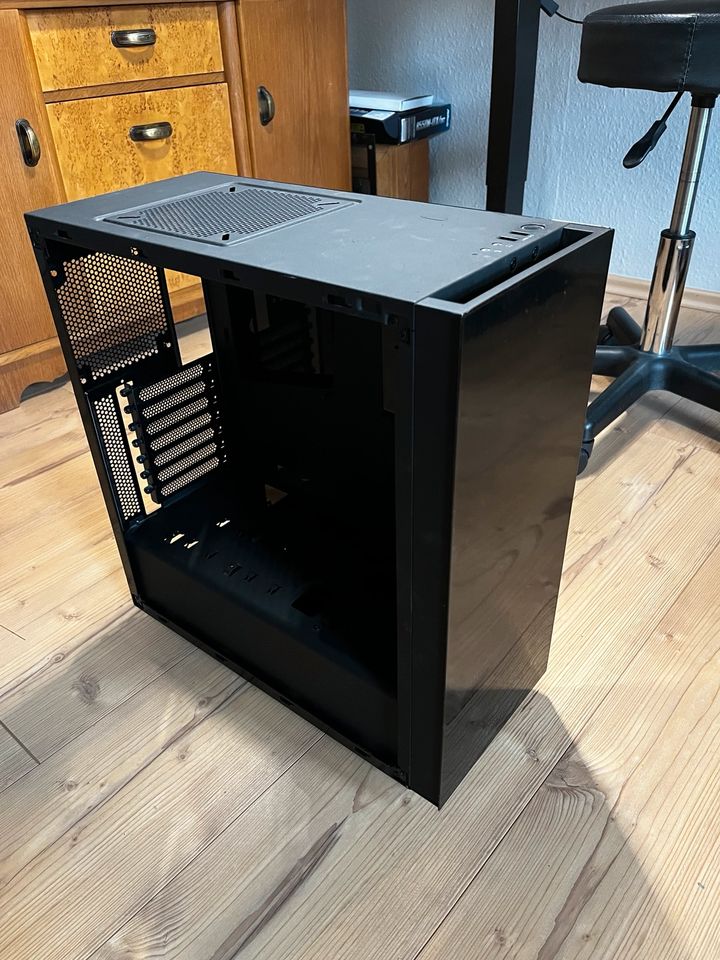 NZXT S340 Mid-Tower Case in Leipzig