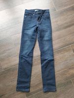 Levi's Jeans dunkelblau Slimming Slim W25 32 Baden-Württemberg - Neulingen Vorschau