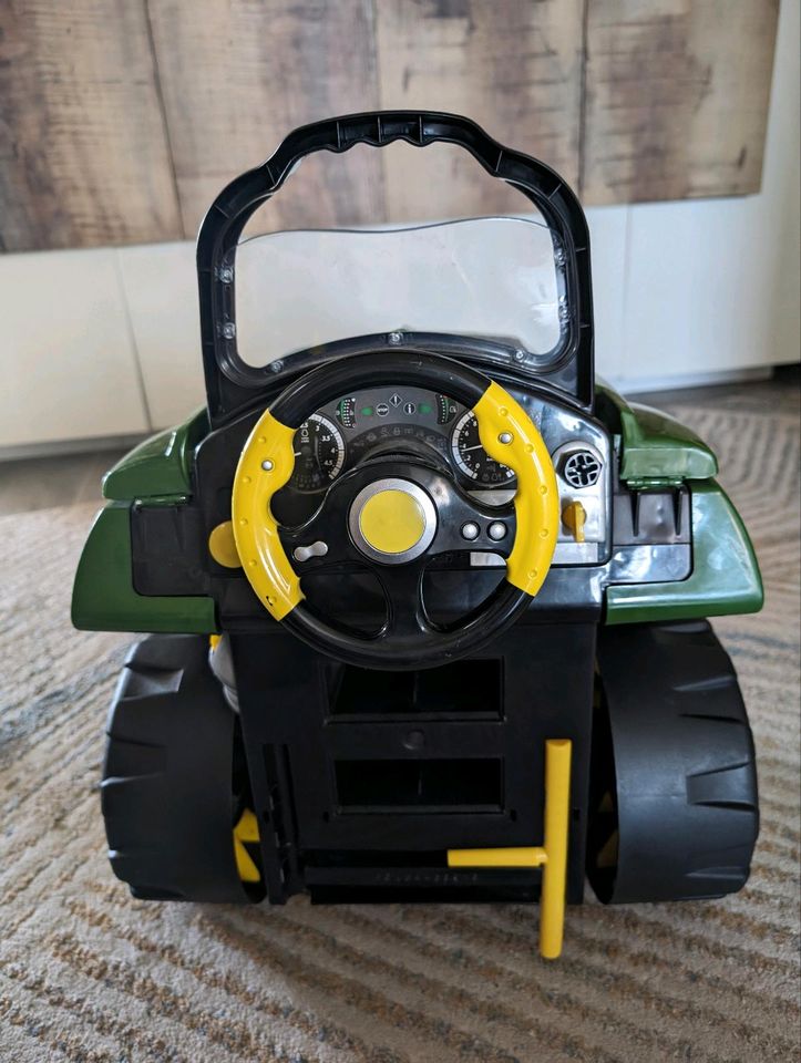 Traktor John Deere Motor Bauspielzeug in Zetel