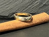 Ring / 585 (14ct.) Gelbgold mit Diamantbesatz / Gold / T1744 Berlin - Tempelhof Vorschau