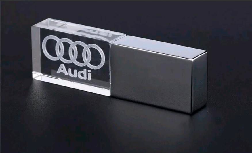 Audi 64 GB USB Stick rot NEU in Schleusingen