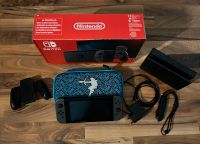 Nintendo Switch Schwarz mit Zelda Schutztasche Niedersachsen - Langenhagen Vorschau