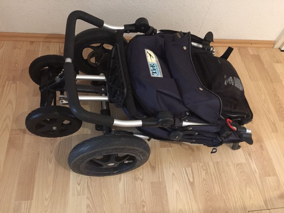 Joggster 3 Kinderwagen blau in Eckernförde