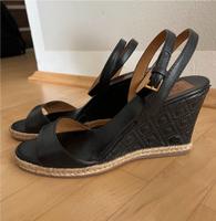 Tory Burch Wedges schwarz 38 Kr. München - Gräfelfing Vorschau