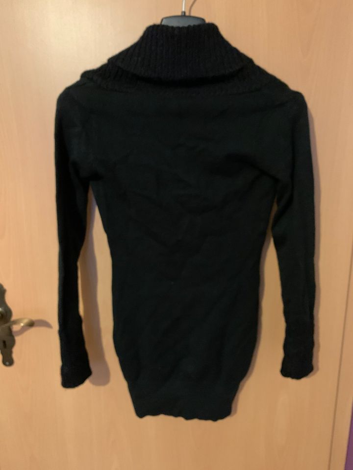 schwarzer langer Pullover Kleid von Orsay in Gr. XS in Berlin