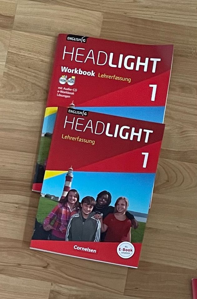 Headlight 1 Lehrerfassung Buch und Workbook in Bochum