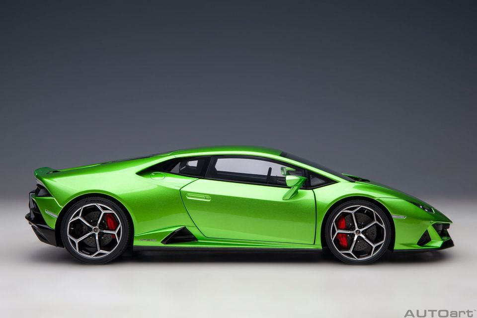 1:18 AUTOart Huracan Evo 2019 Neuheiten April 2023 3 Farben in Waiblingen