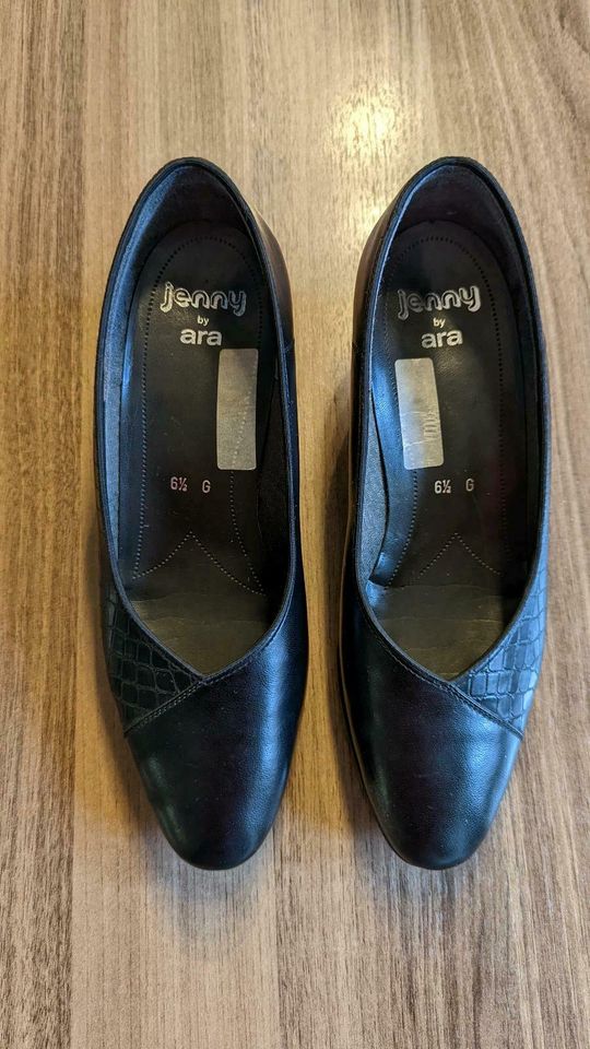 Ara Pumps Damen Damenschuhe Echtleder Gr. 40 in Stapelburg