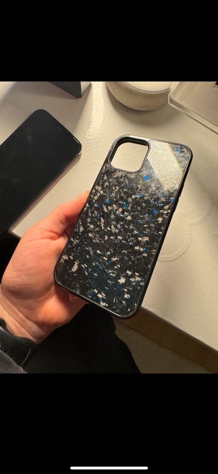 I phone 12 pro carbon hülle neu in Heilbronn