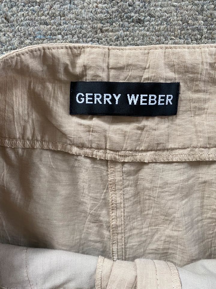 leichte Hose von Gerry Weber in Größe 42 in Versmold