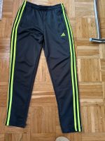 Adidas Jogginghose 152 Berlin - Lichterfelde Vorschau