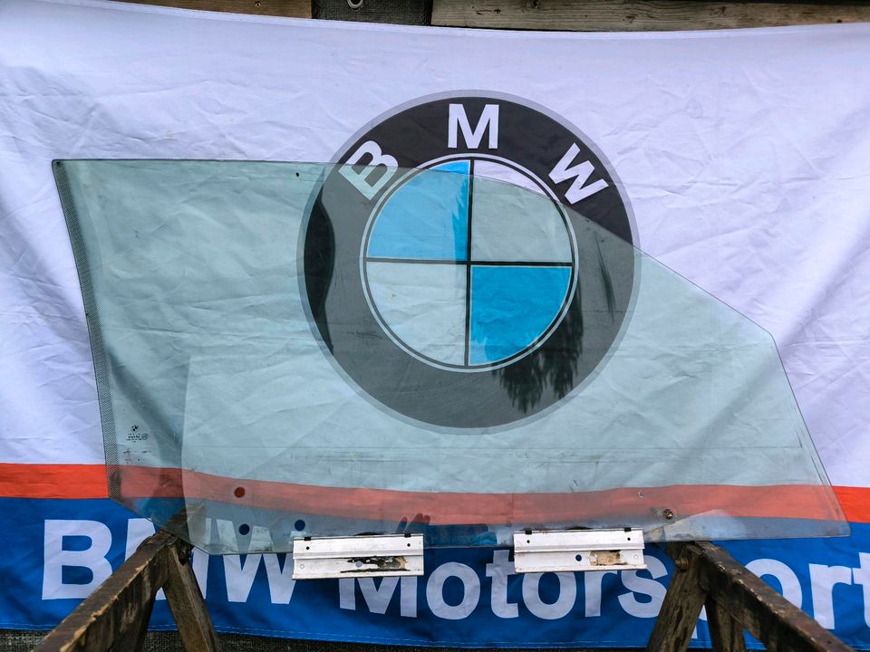 BMW E36 Coupe original Seitenscheibe Fahrertür in Merenberg