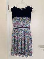 Leichtes Sommerkleid von Guess in S /36 Hemelingen - Hastedt Vorschau