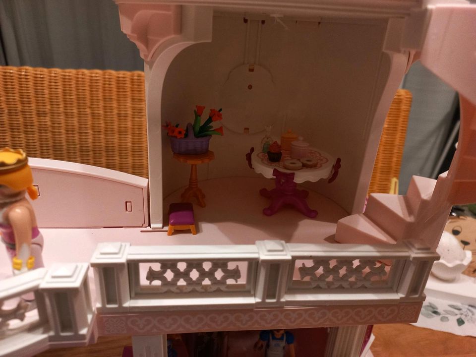 Playmobil Prinzessinnenschloss mit ganz viel Zubehör in Tessin