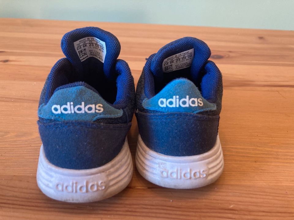 Adidas Turnschuhe Größe 23 blau Junge Sneaker in Wischhafen