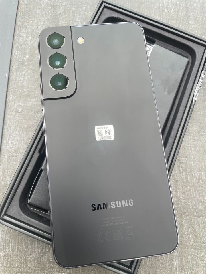 Samsung S22 Neu in Tönisvorst
