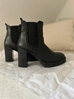Tamaris Leder Chelsea Boots mit Absatz Hamburg-Nord - Hamburg Barmbek Vorschau
