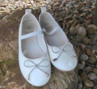 Weiße Lackschuhe Ballerina in Größe 31 Schleswig-Holstein - Heikendorf Vorschau