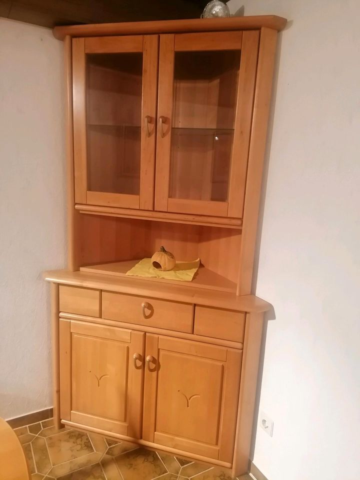 Eck-Vitrinenschrank mit 2 Glastüren 70/70/100x109 cm in Mölsheim