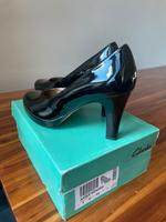 Clarks Anika Kendra schwarzes Lackleder Größe 41 Speyer - Dudenhofen Vorschau
