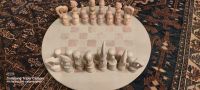 Schachspiel rund aus Stein mit afrikanischen Figuren Baden-Württemberg - Schriesheim Vorschau