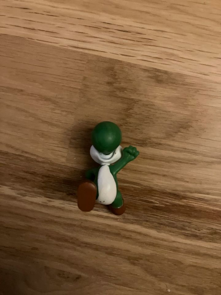 Super Mario Mini Figuren in Langerwisch Süd