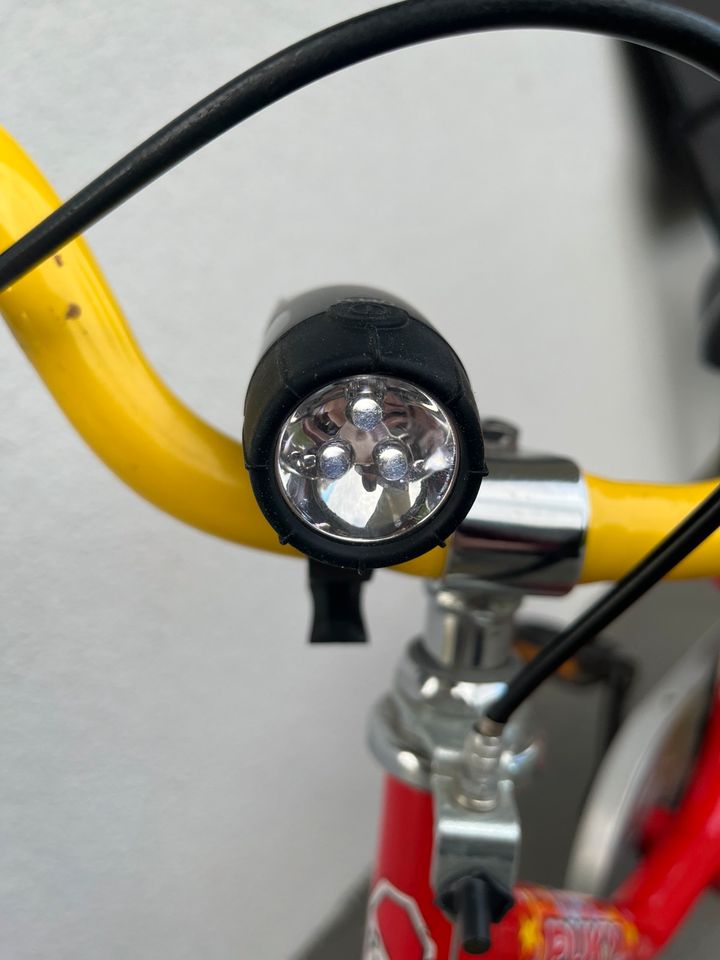 Puky Fahrrad 12 Zoll Rot-Gelb mit Stützrädern, Licht & Helm in Neschwitz