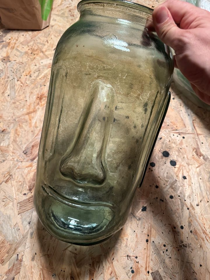 Vase Gesicht grün Glas in Kleinostheim