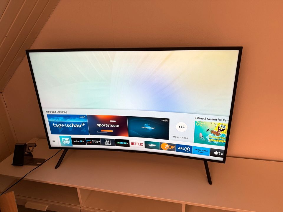 Samsung 49 Zoll Tv | Curved in Ronnenberg