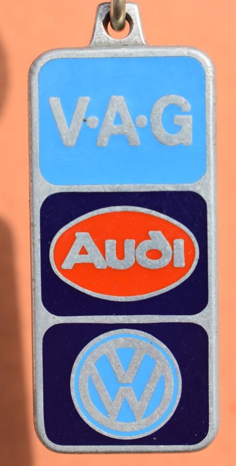 Alter V.A.G. - Audi - VW - Schlüsselanhänger in Karlsruhe