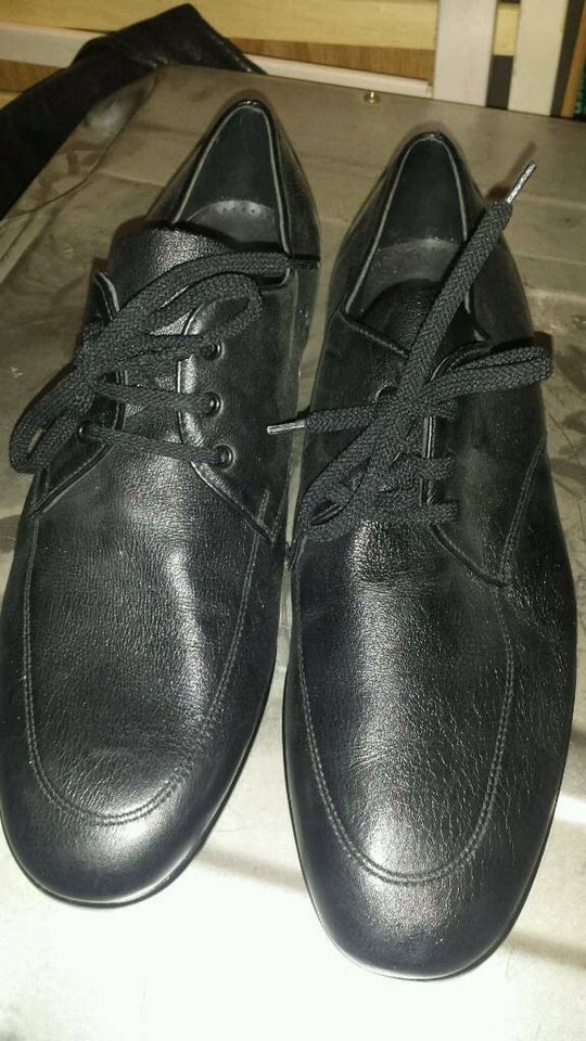 Herren Schuhe echtleder gr.43 NEU! ! in Ulm