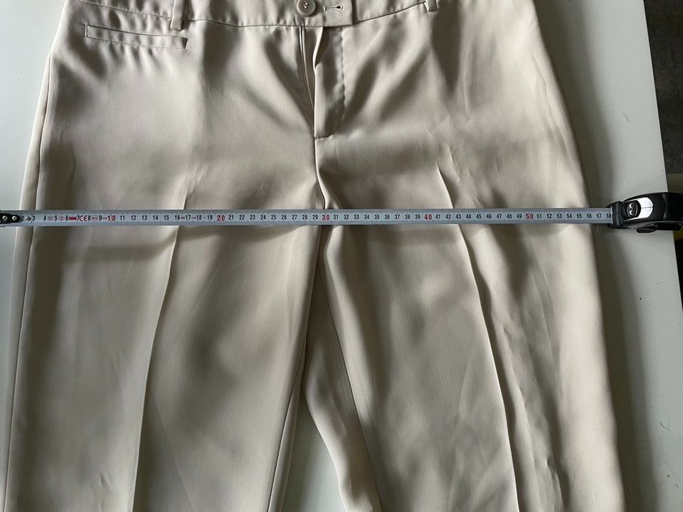 Hose Bonita beige Stoffhose 42 in Schenefeld