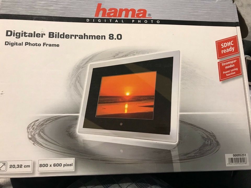 Hama Digitaler Bilderrahmen 8.0 in München