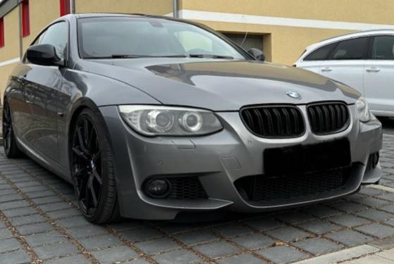 BMW 335i N55 Coupé Facelift Pano Sport-AGA 7-Gang DKG M-Paket in Thale