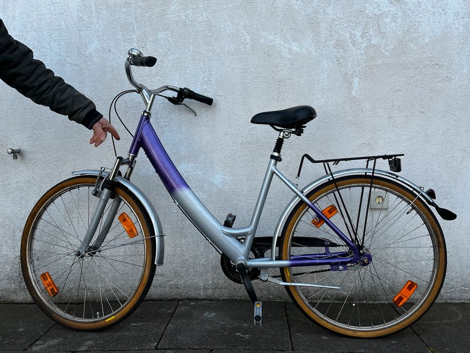 Brigitte Damen Fahrrad , City Bike (4) , 20 Tage Garantie in Hamburg