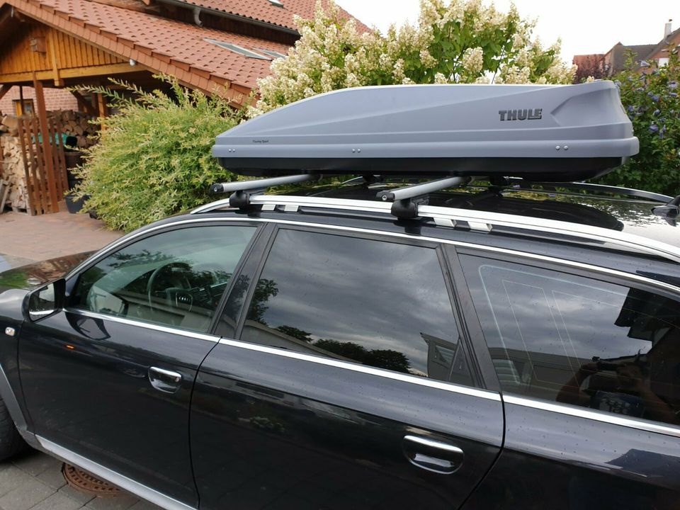 Thule Touring 300 Liter Dachbox Dachkoffer mieten für Skiurlaub in Höxter