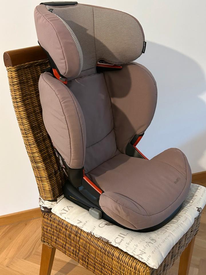 Maxi Cosi RodiFix AirProtect Gruppe 2-3 15- 36 kg 3,5 bis 12 J in Nürnberg (Mittelfr)