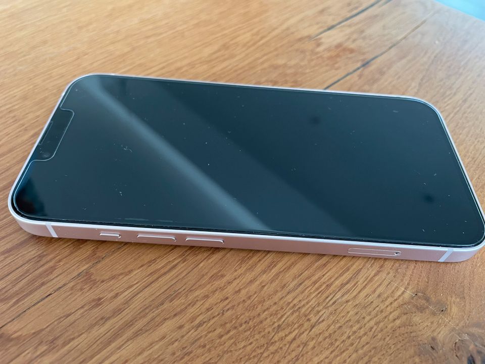 Apple iPhone 13 128 GB Rosé TOP Zustand + Schutzhülle in Göppingen
