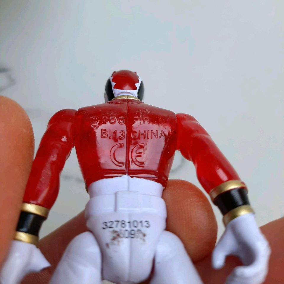 Red Ranger Fiktiver Charakter figur scg b13 Spiele Kinder power o in Pfungstadt