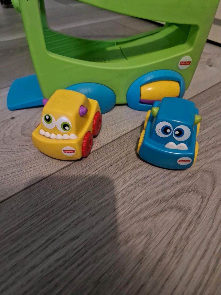 Rennbahn Monster Fisher Price in Cham