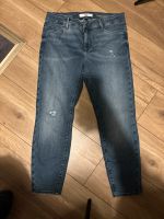 Brax Jeans, Gr. 42 (US 32/30) neuwertig ohne Mängel Baden-Württemberg - Heidelberg Vorschau