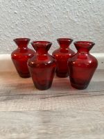 Vier kleine Vasen rot  11 cm Set Deko Glas Freiburg im Breisgau - Altstadt Vorschau