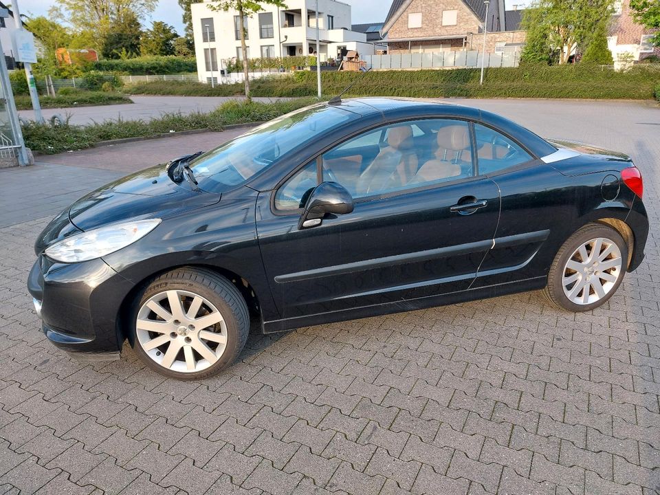 Peugeot 207cc cabrio in Düren