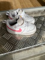 Nike sneaker Gr.23,5 Brandenburg - Fürstenwalde (Spree) Vorschau