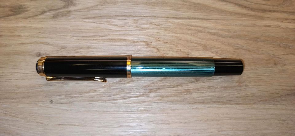 Pelikan M400 Kolbenfüller 14 Karat Gold Feder in Oberhausen