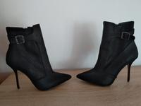 Stiefelette von Buffalo schwarz Leder Gr. 40 Hessen - Hofgeismar Vorschau