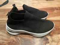 Turnschuhe in 39 Hessen - Florstadt Vorschau