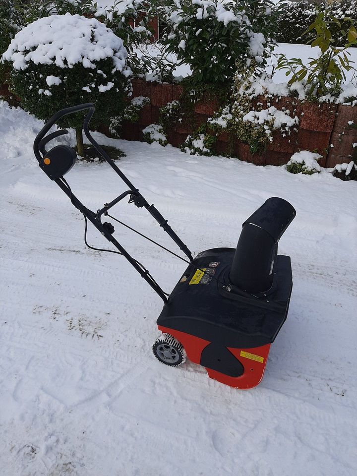 Schneefräse, elektrisch, von Rotenbach in Otter