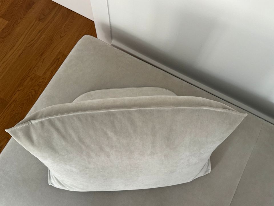 Couch von Ligne Roset Model Prado in Stuttgart